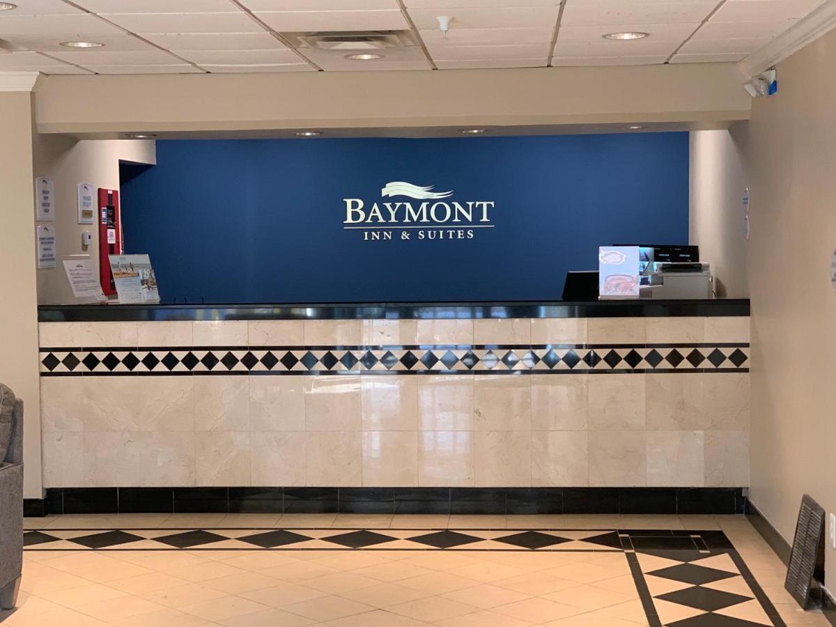 ホテル Baymont By Wyndham Latham Albany Airport エクステリア 写真